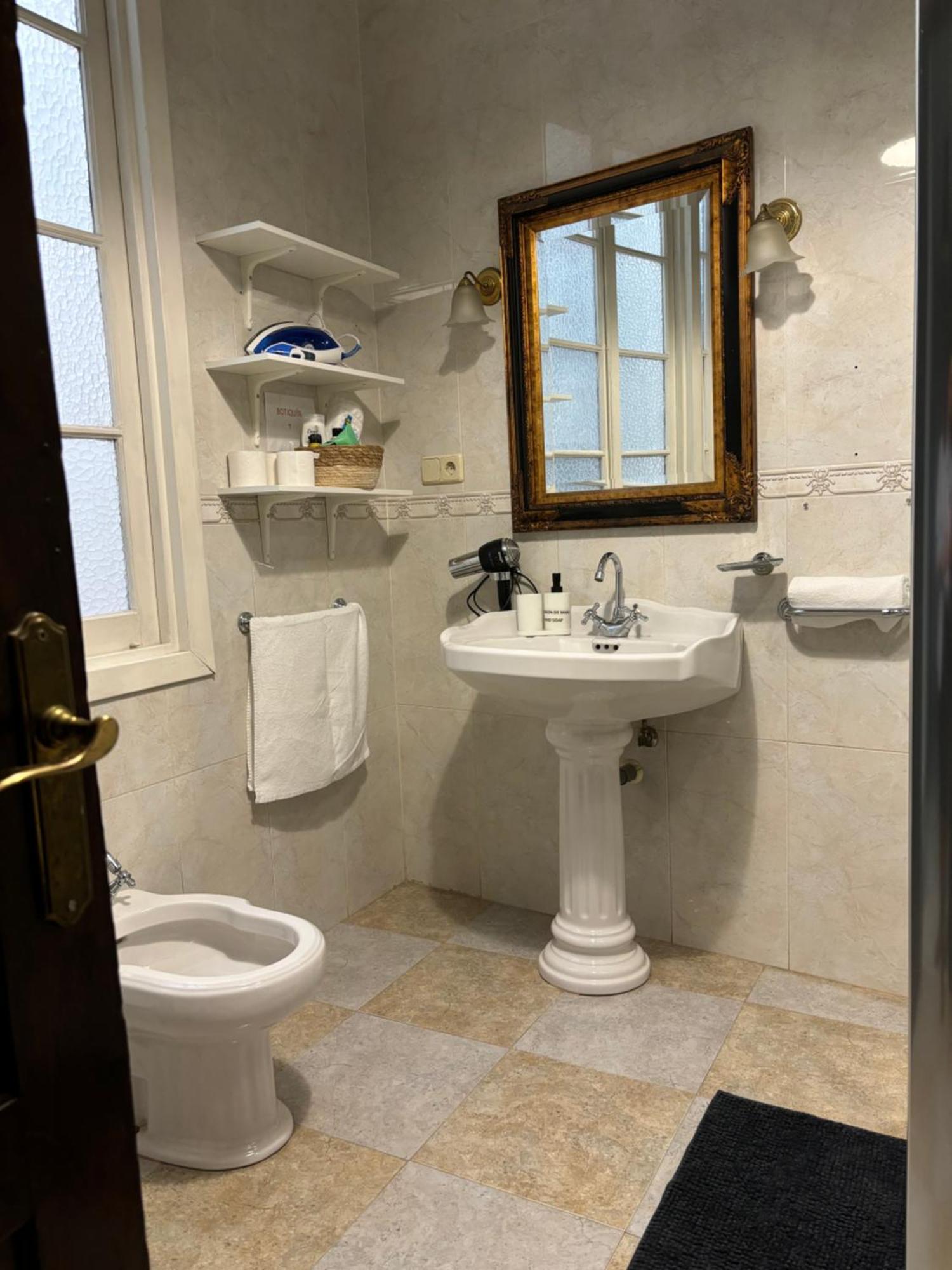 Apartamento En El Centro Historico De マラガ エクステリア 写真